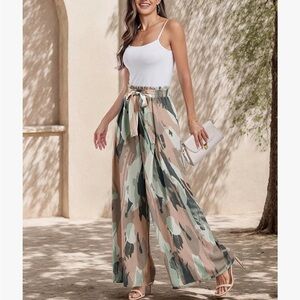 Women's Camouflage Wide-Leg Pants